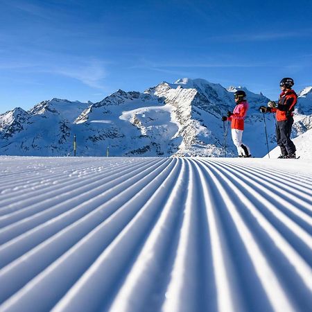 Hotel Engadinerhof Pontresina Luaran gambar