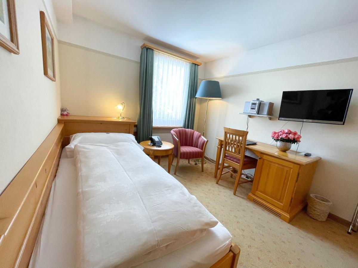 Hotel Engadinerhof Pontresina Luaran gambar