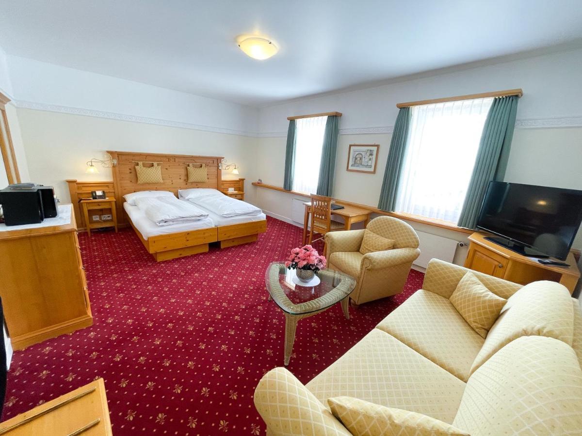Hotel Engadinerhof Pontresina Luaran gambar